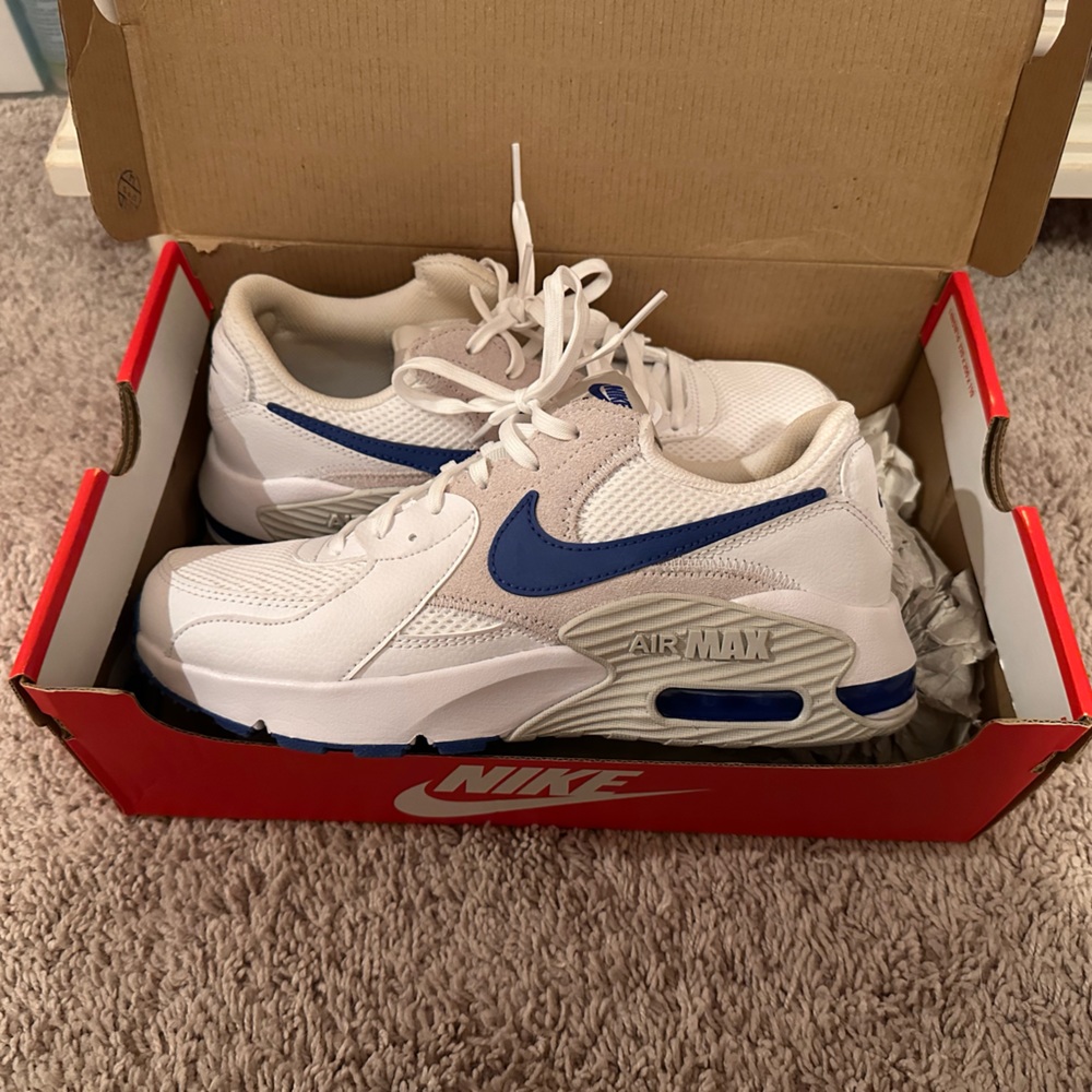 Like new Nike Air Max